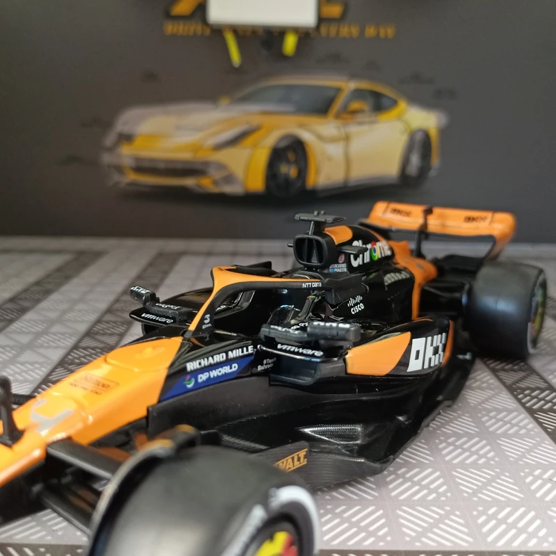 

1:24 simulation McLaren MCL38 rally car alloy model suitable for collection and can be given as a birthday gift to friends