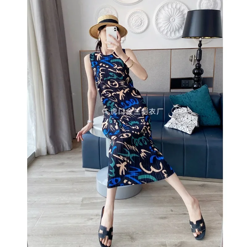 

Pleats Pleated 2024 Summer New Sleeveless Vest Dress Hong Kong Style Printed Comfortable Elegant Outwear Pleated Dresses Women