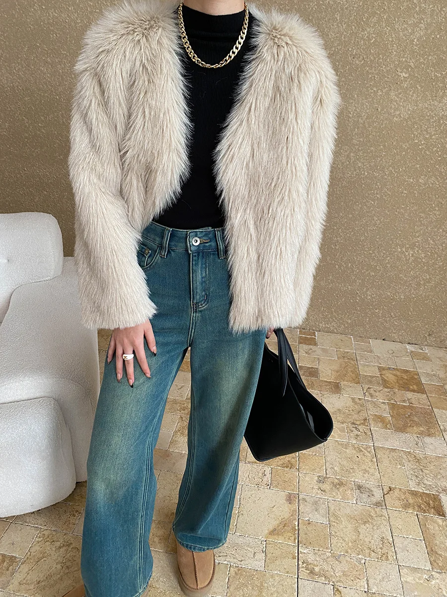 Winter women\'s casual solid color V-neck long sleeved loose cardigan fake fur