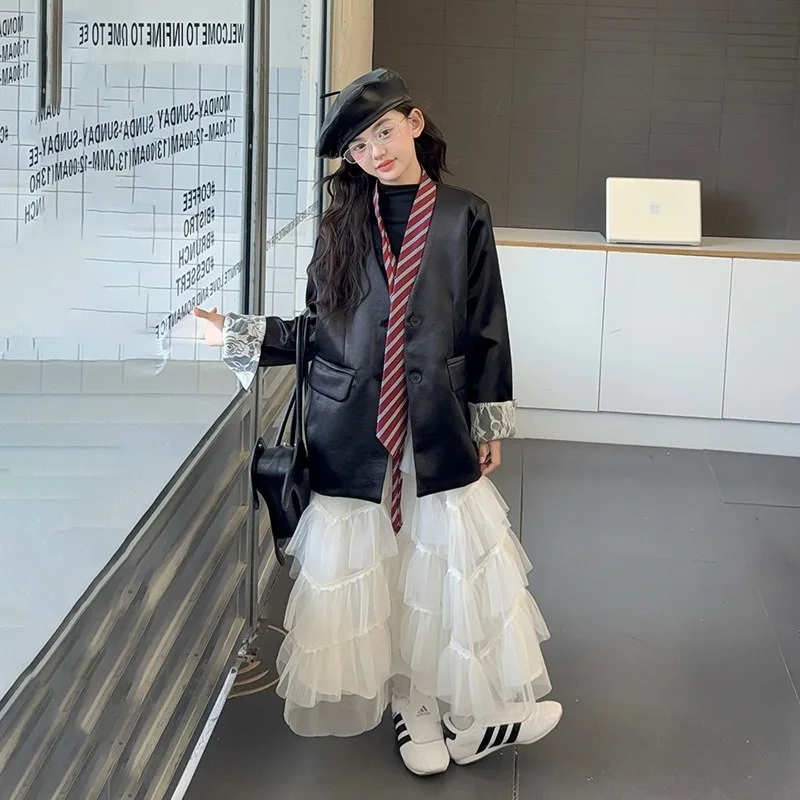 

Girls' High-end Black Lace Splicing Suit 2025 New Children's Sweet and Cool Fashion Wear Temperament Suit Jacket