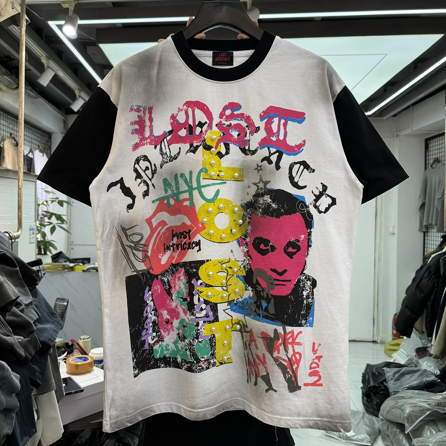 

Retro fiti Mosaic Pearl Splicing round Ne ort Sve Street Faion Loose Casual ex T-irt for Men And Women