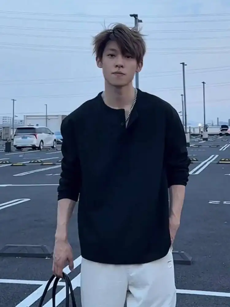 

Men's Long Sleeve T-shirt Autumn Black Henley Collar Long Sleeve T Shirt Edgy High End Sweatshirt Style Inner Base Layer