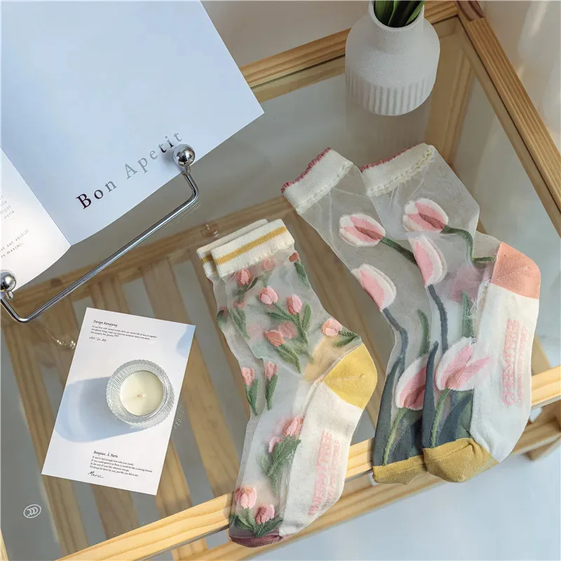 Summer Ultra-thin Breathable Flower Lace Socks Women Girls Transparent Silk Socks Harajuku Sweet Girls Crystal Transparent Socks