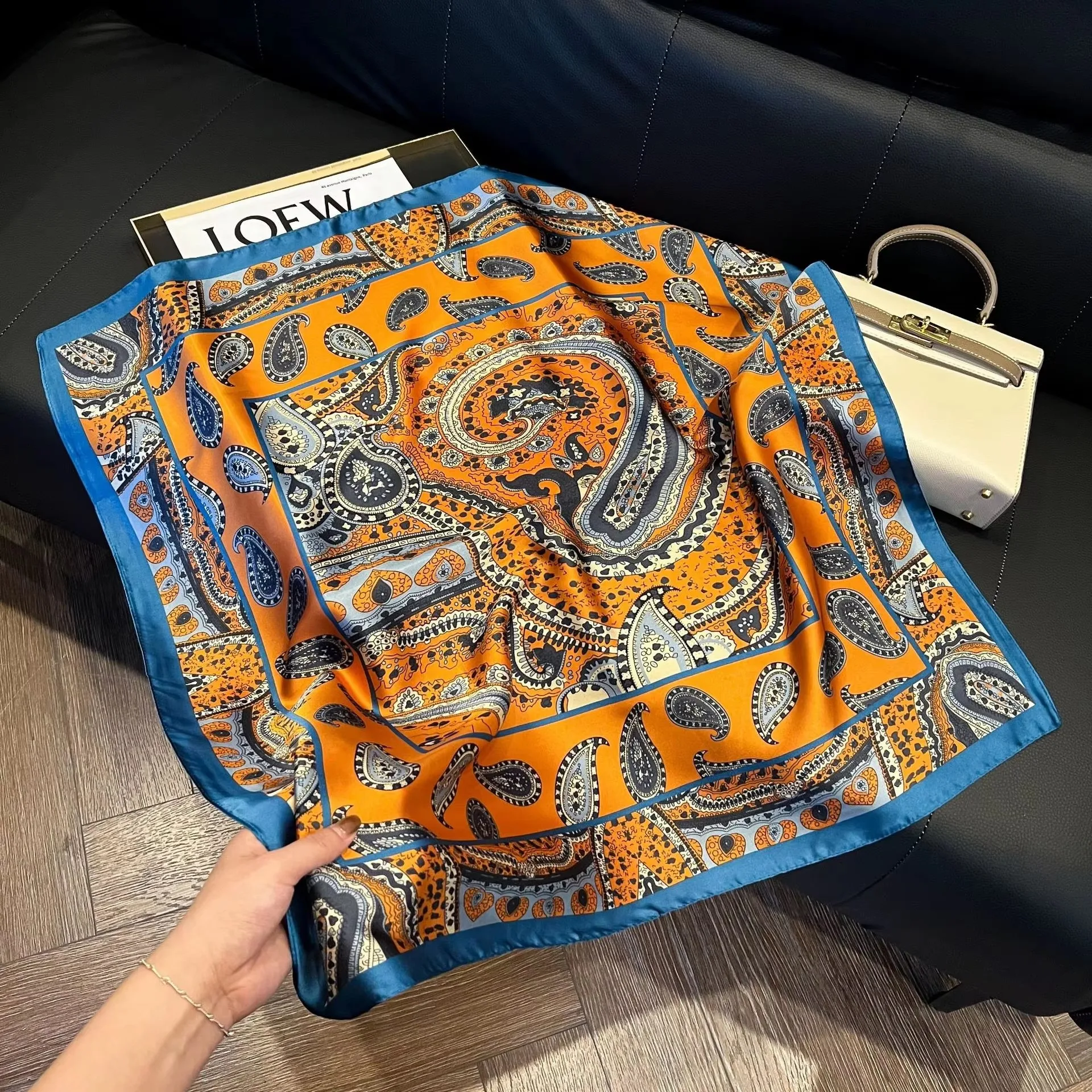 2026 New Retro Print Cashew Scarf Women Simulated Silk Hijab Versatile Neckerchief Satin Shawl Bag Ribbon Headband Wraps Bandana view 4