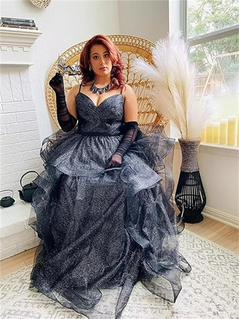 Customized V Neck Glitter Tulle Long Prom Dresses Spaghetti Straps Ball Gown For Women Puffy Tiered Formal Evening Party Dresses