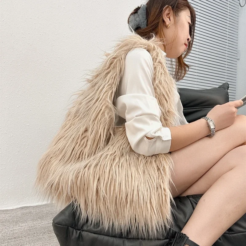 Y2K Trend Candy Color Faux Fur Shoulder Bag Sexy Girls Long Hair Plush Underarm Bag Large Capacity Furry Shopping Tote  Bolsas