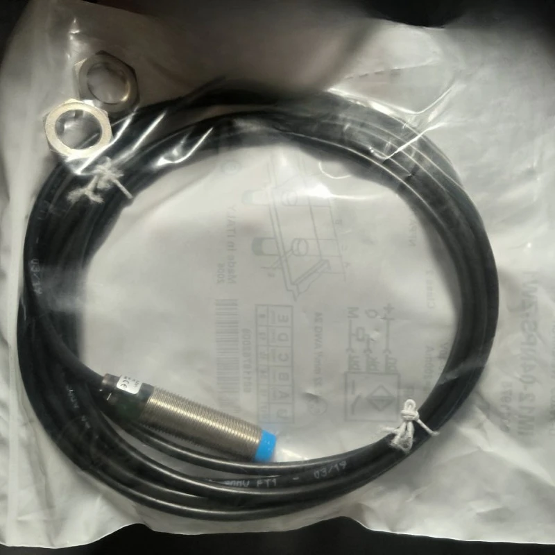 IM12-04NPS-ZW1 sensors proximity switches for SICK