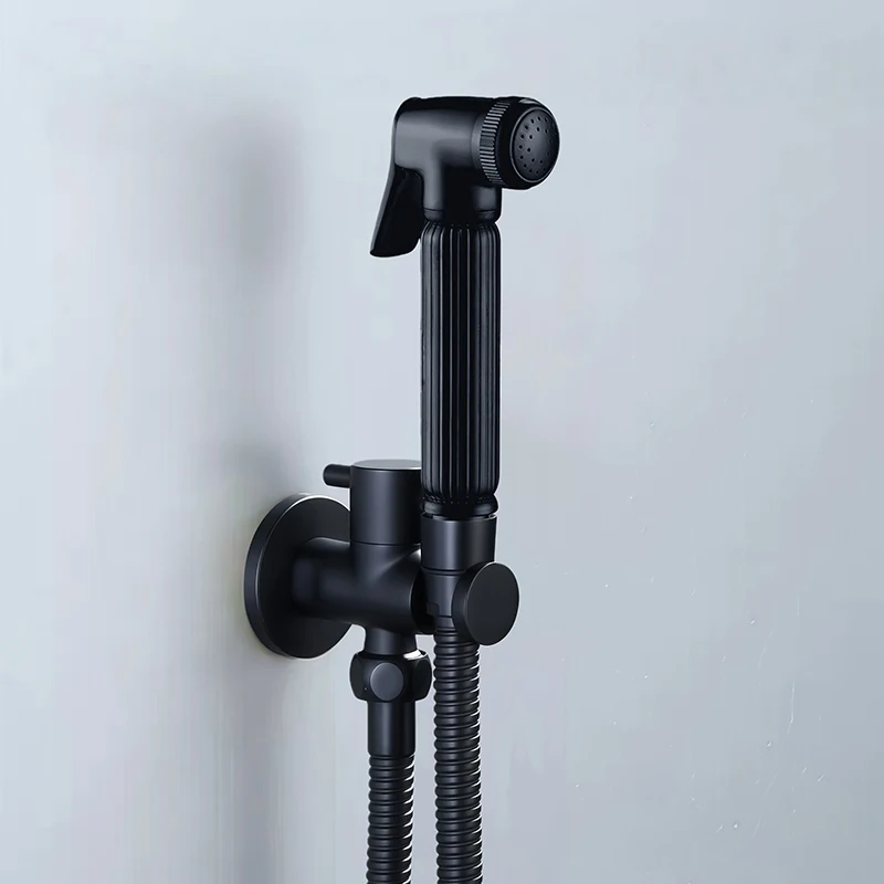 

Gold Hand Held Bidet Sprayer Douche Toilet Kit Bidet Faucet Square Shattaf Shower Head Black opper Valve Set Jet Bidet Faucet