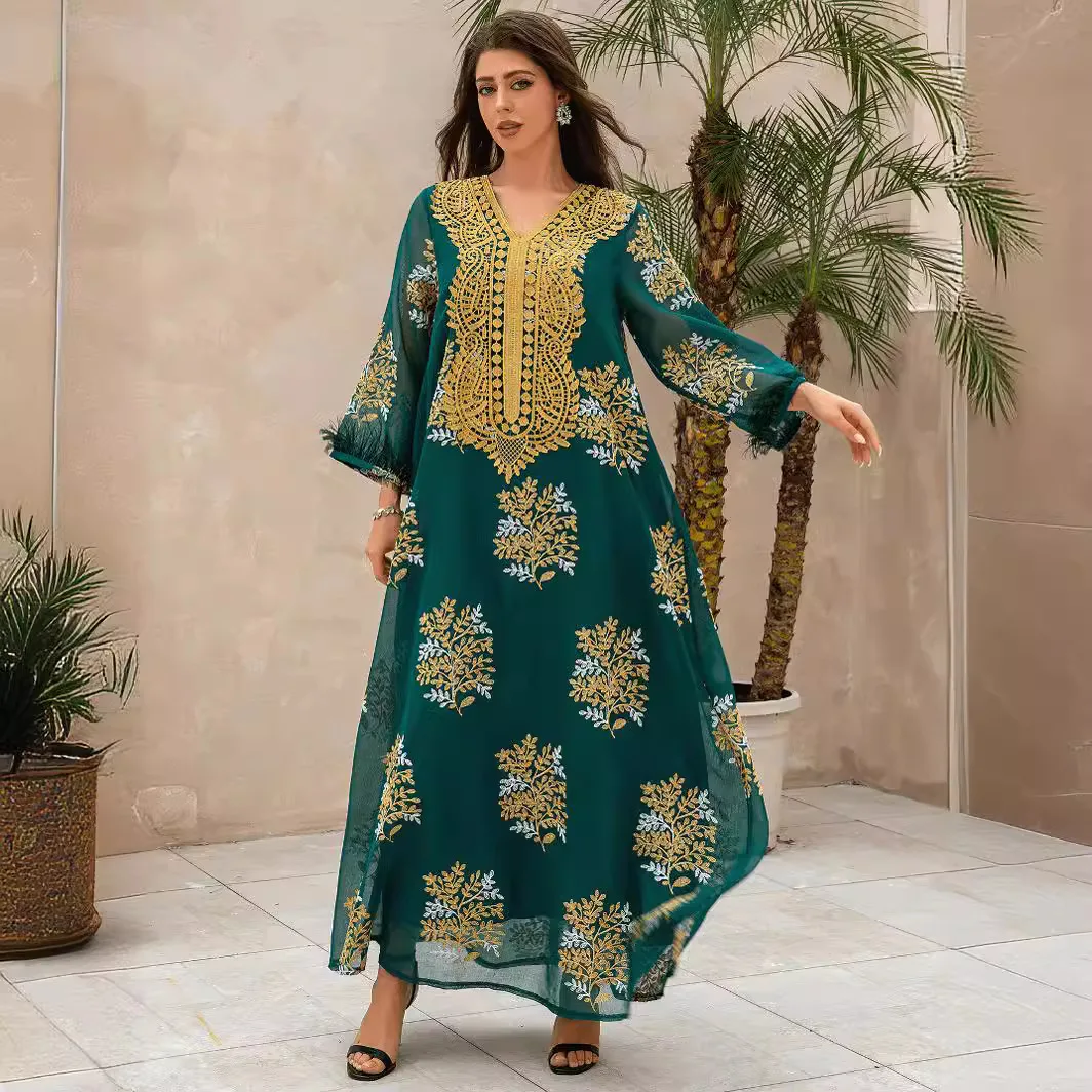 Moyen-Orient transfrontalier meilleure vente Robe musulmane brodée autruche bord malve Robe de soirée Robe
