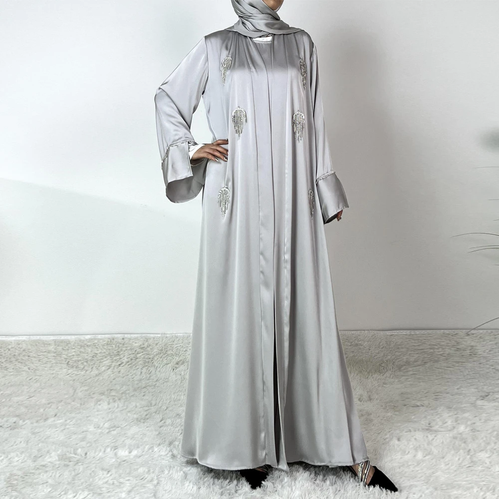 

Muslim Fashion Shiny Diamond Striped Long Dress, Robe, High-waisted Tassel Long Dress Set