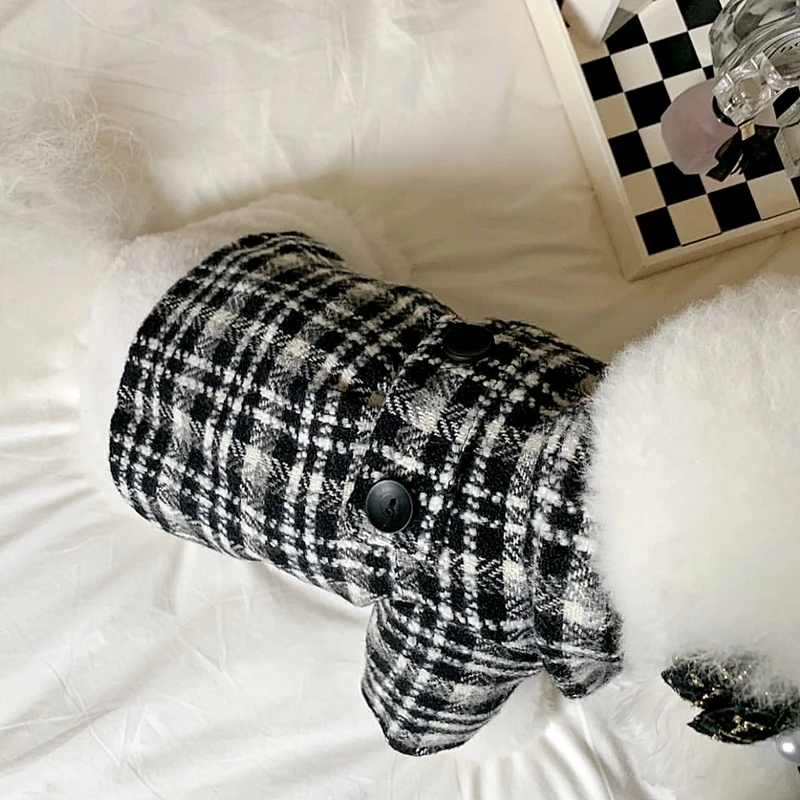 Winter Dog Dress Pet Dog Warm Clothes Black White Striped Plaid Dog Shirt Puppy Skirt Thickened Cotton Dog Coat Bichon Cat Vest