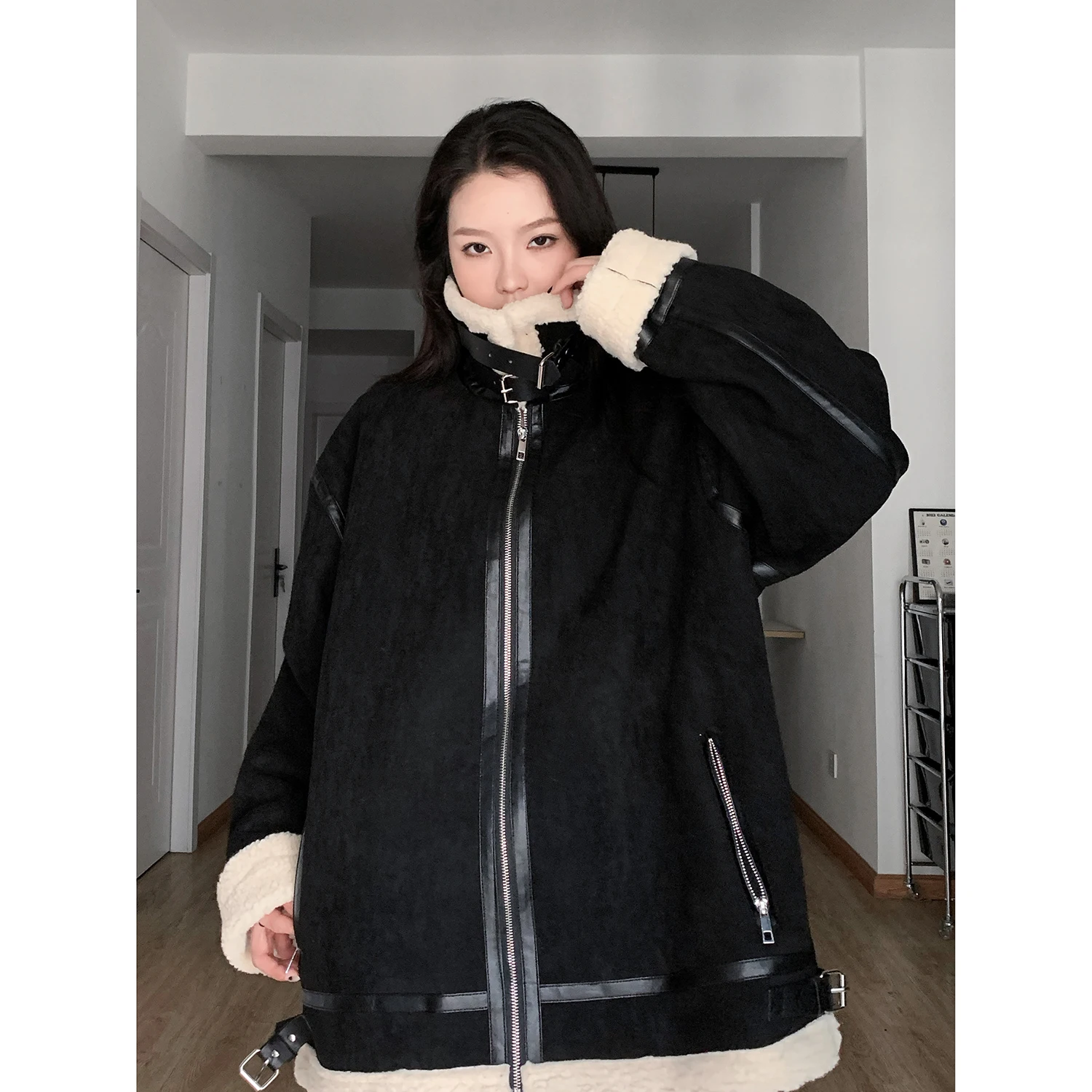 

Мужская зимняя утепленная куртка из овечьего бархата с мехом, теплая, из кожи и меха, повседневная, на молнии, молодежная, модная