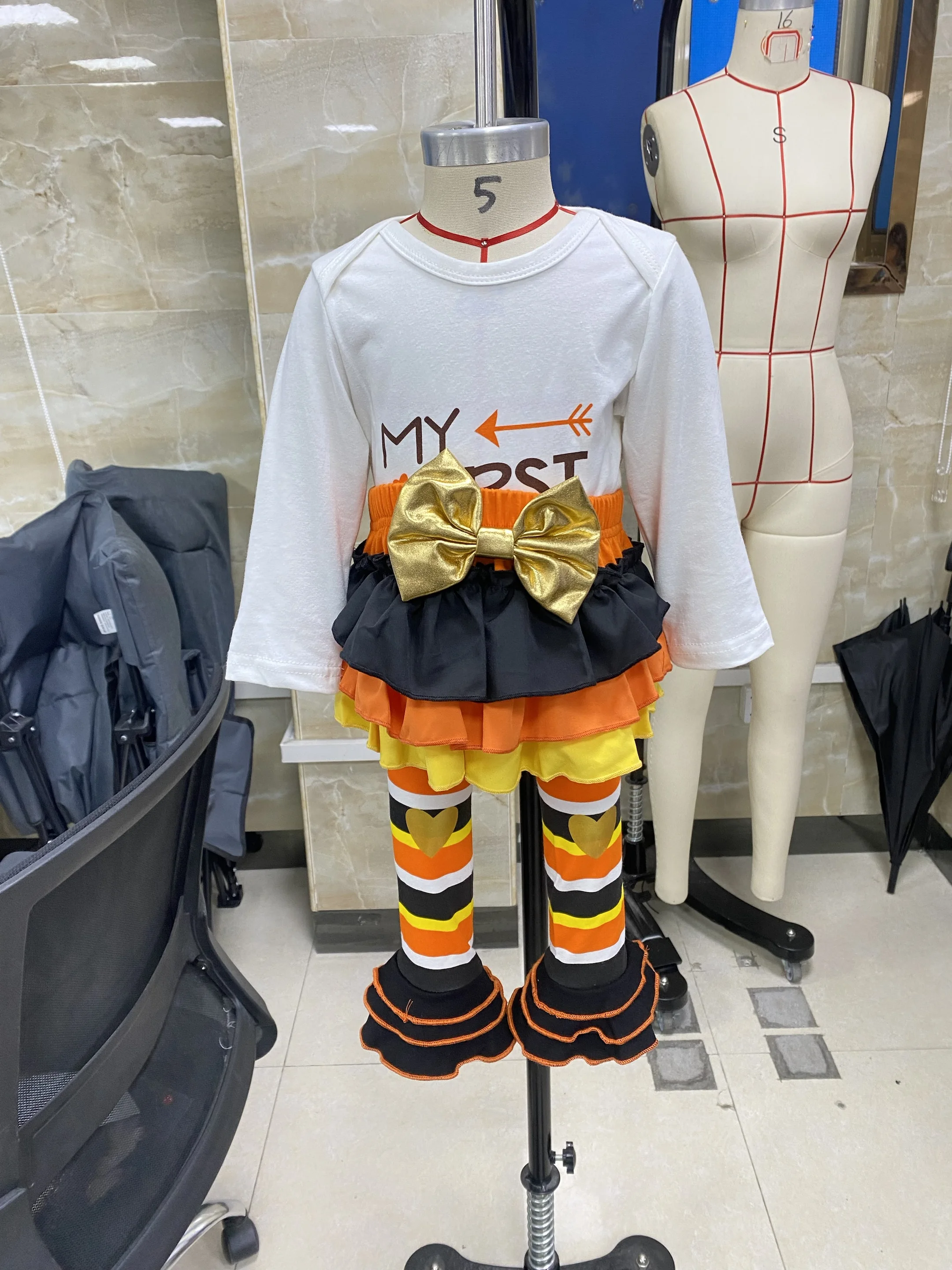 

Baby Clothing Girl Thanksgiving Outfit Long Sleeve Romper Tiered PP Shorts Leg Warmers Headband Sets