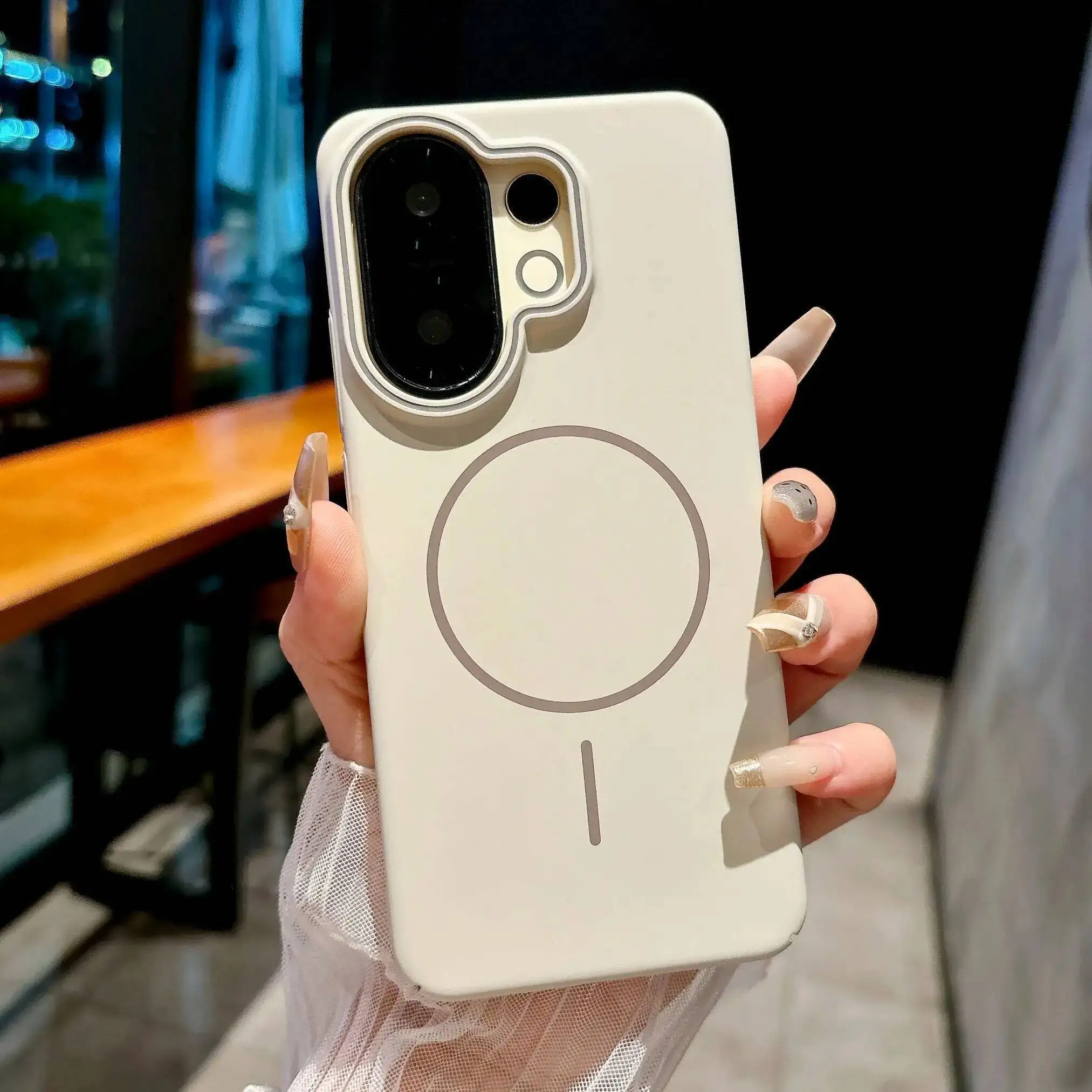 

Luxury Matte Hard PC Magnetic Case For VIVO X200 FE X100 Ultra X90 S30 IQOO 13 12 neo 10 Pro plus For Magsafe .Ultra Thin Cover