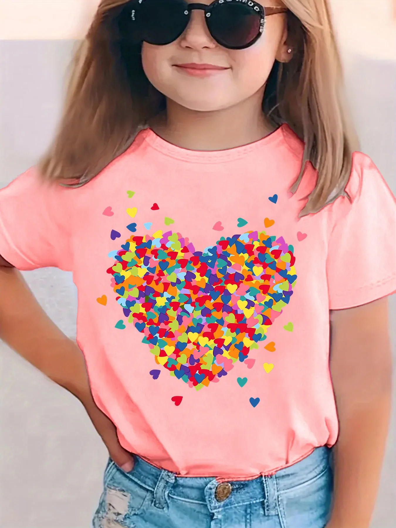 Summer Fashion Children's T-shirt with Colorful Small Hearts Forming A Large Heart Element Printed Casual Parent-child Top
