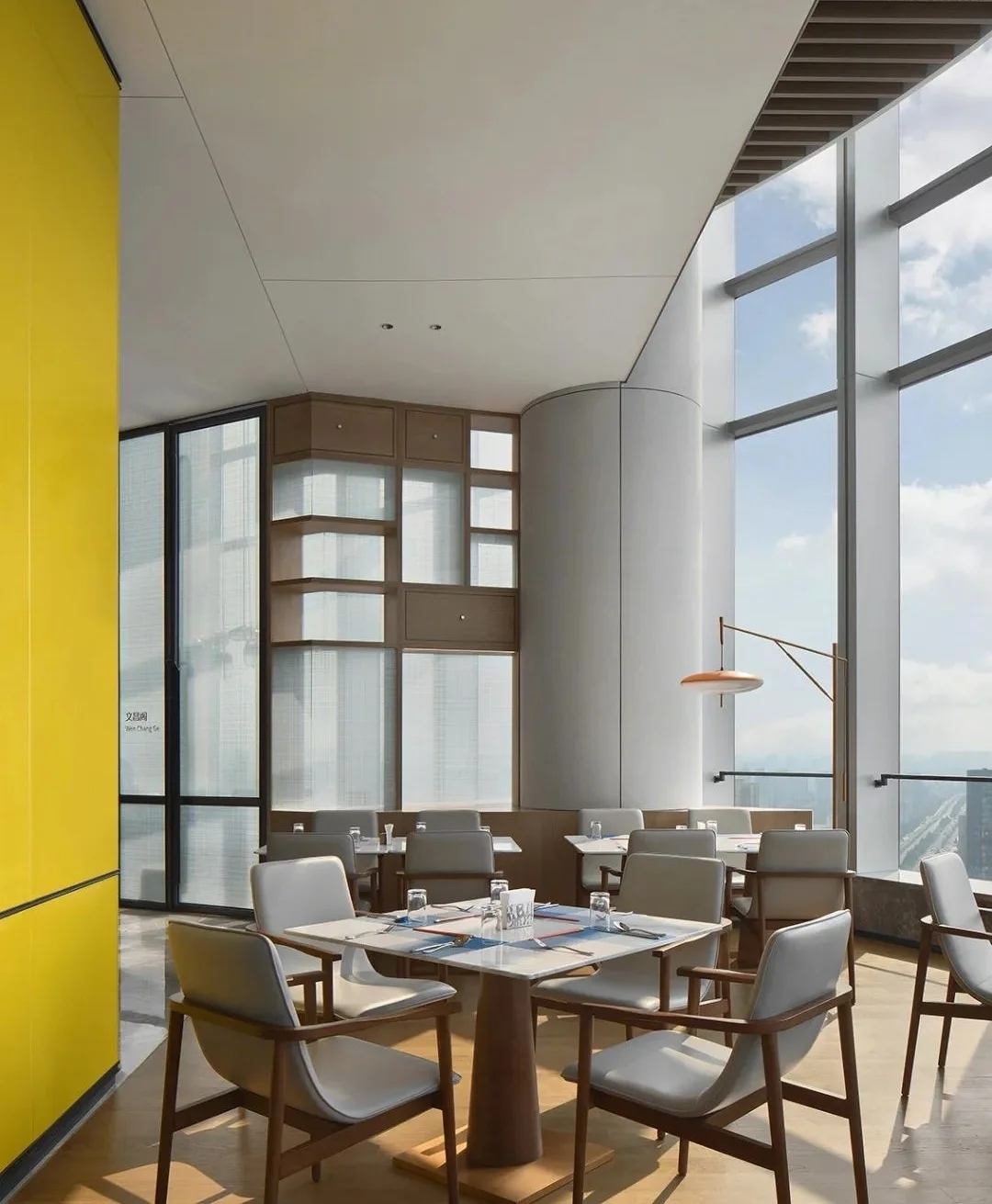 

-Роскошная гладильная доска для гостиничного номера на заказ, тканевая мебель для отелей, цепочка, решения для дизайна отеля