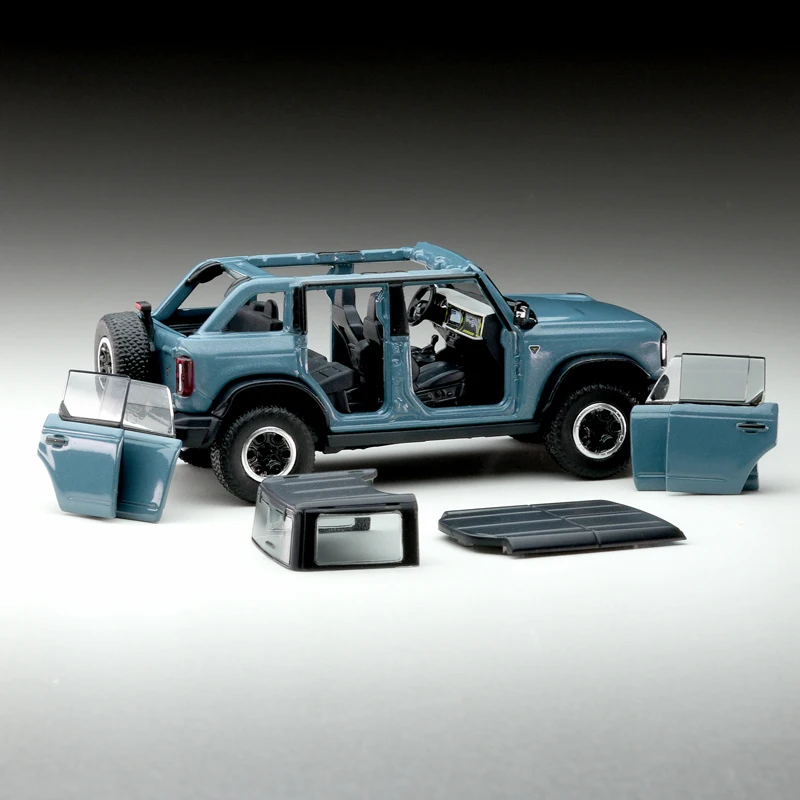 Xcartoys 1/64 alloy sixth-generation Bronco collectible ornament off-road vehicle model