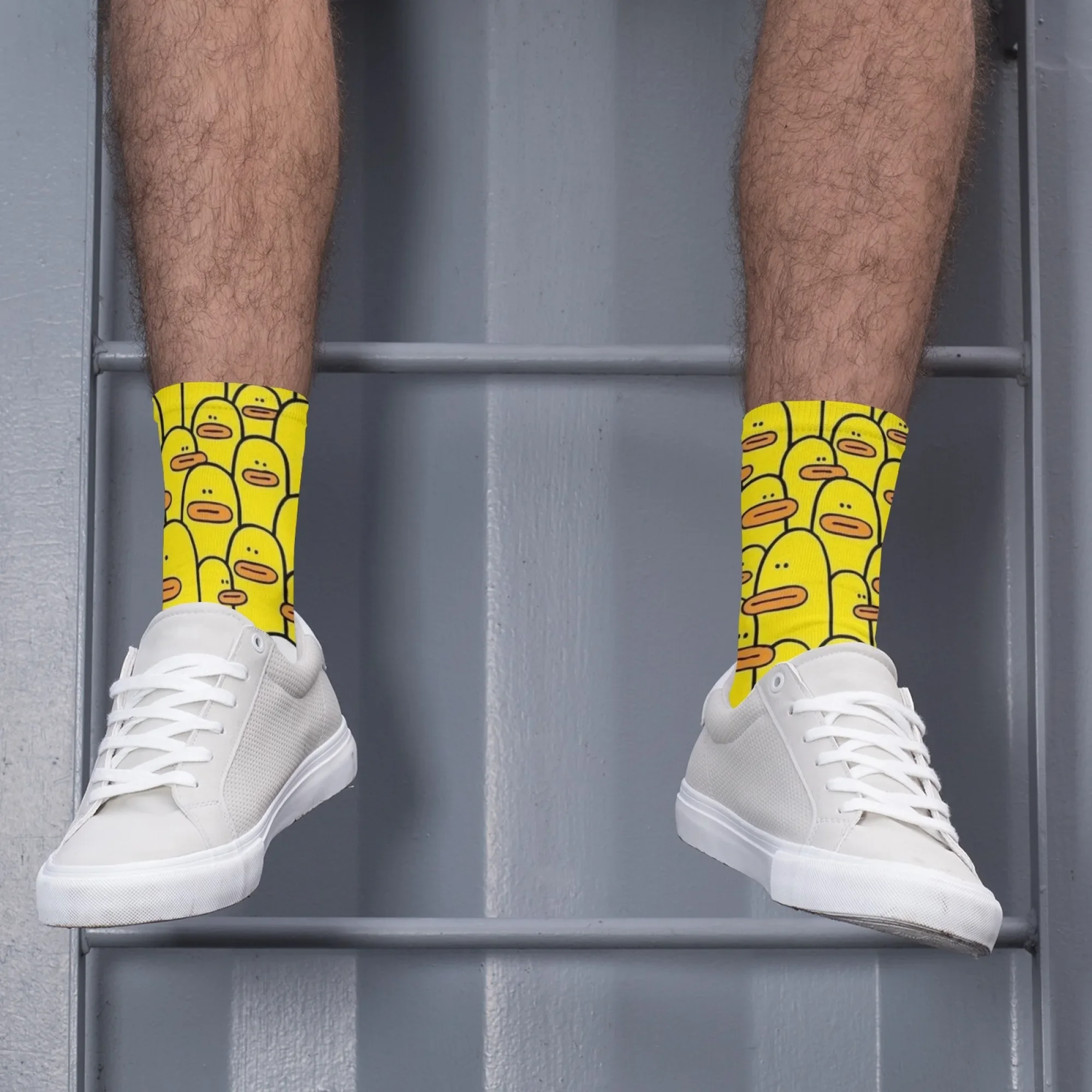 1 Paar Ganzjahres-Crew-Socken, gelbes Entenmuster-Druck-Polyester, atmungsaktiver Strumpf für Freizeitsport und Outdoor, Männer und Frauen