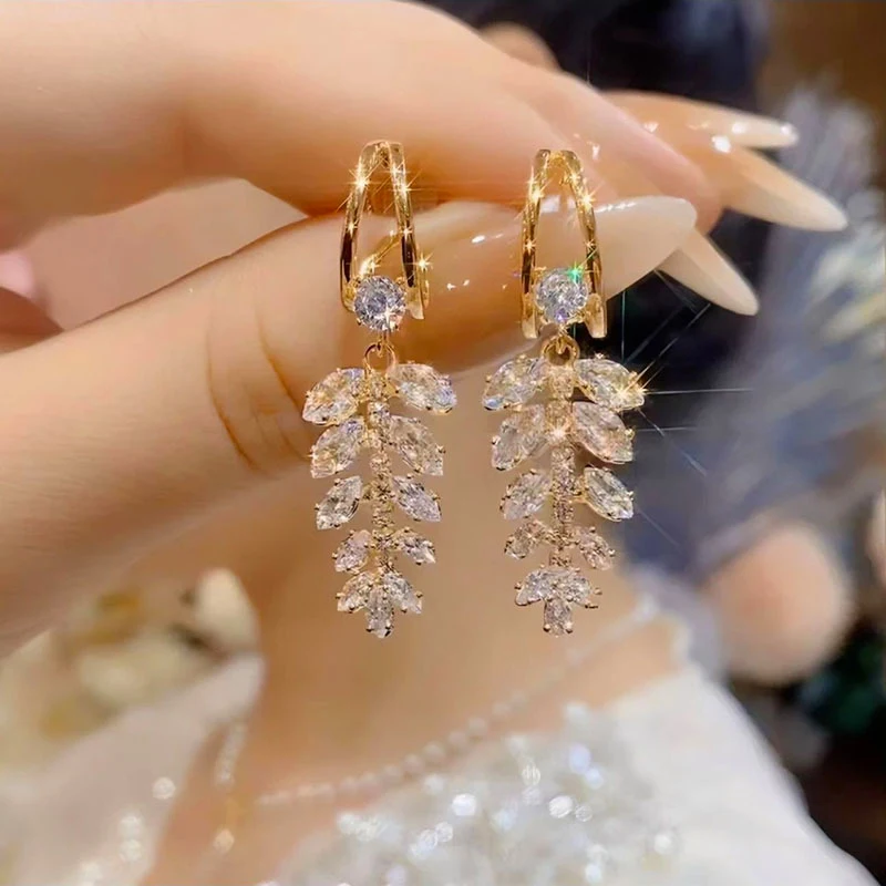 2024 New Elegant Zircon Wheat Tassel Pendant Gold Color Earrings for Women Fashion Trend Luxury Temperament Ladies Party Jewelry