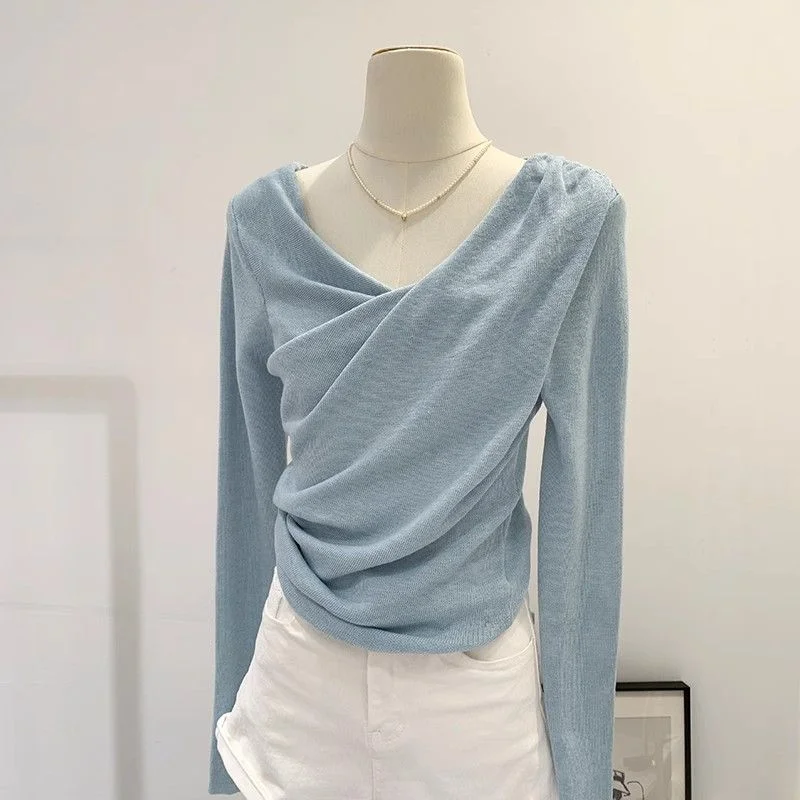 

Irregular V-neck Pinched Long-sleeved Sweater Women in Spring and Autumn New Design Slim Fit and Slim Inner Top