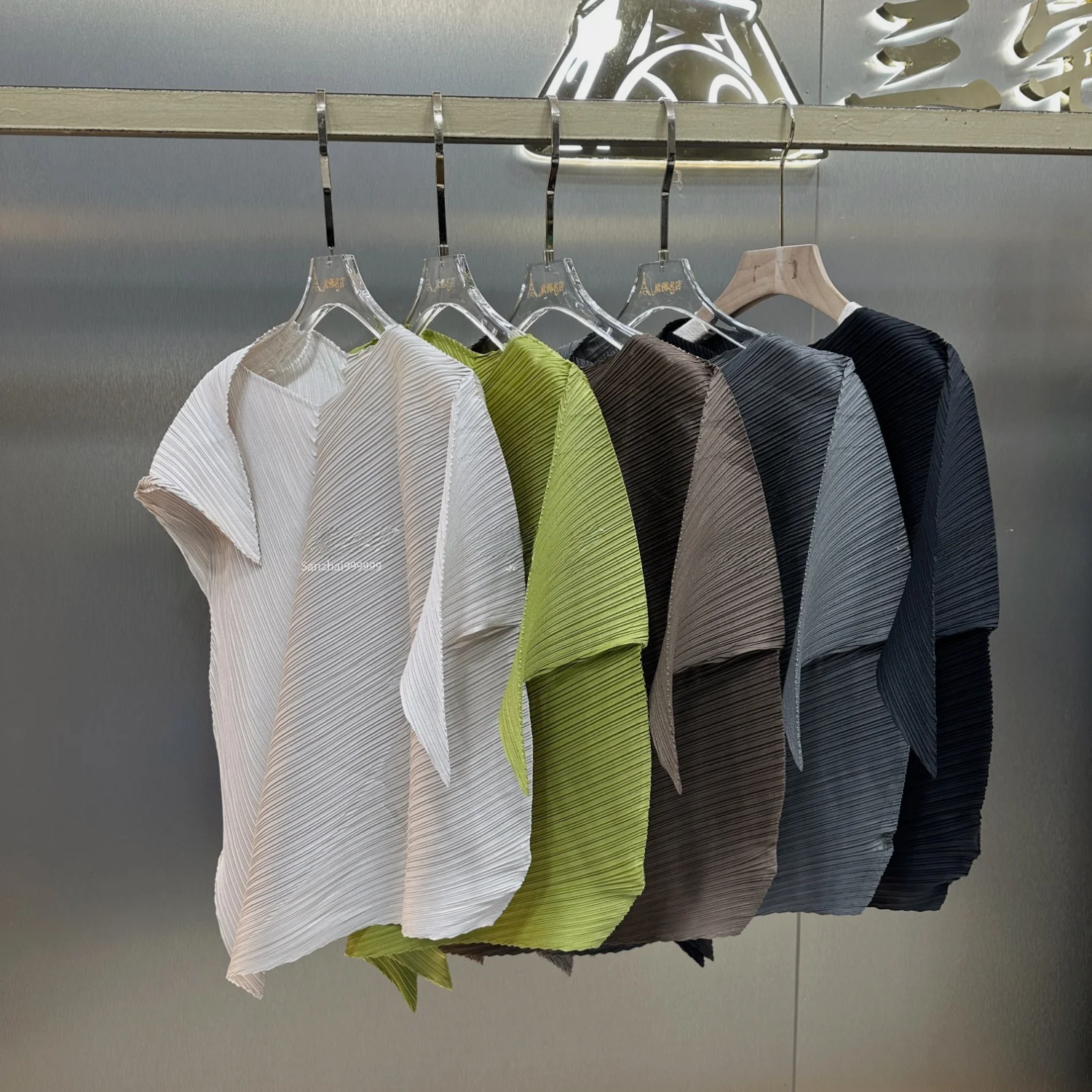 

Summer New plus Size Pleated Casual Pure Color Asymmetrical High End Feeling Top Versatile Ele T-irt Women's Faion