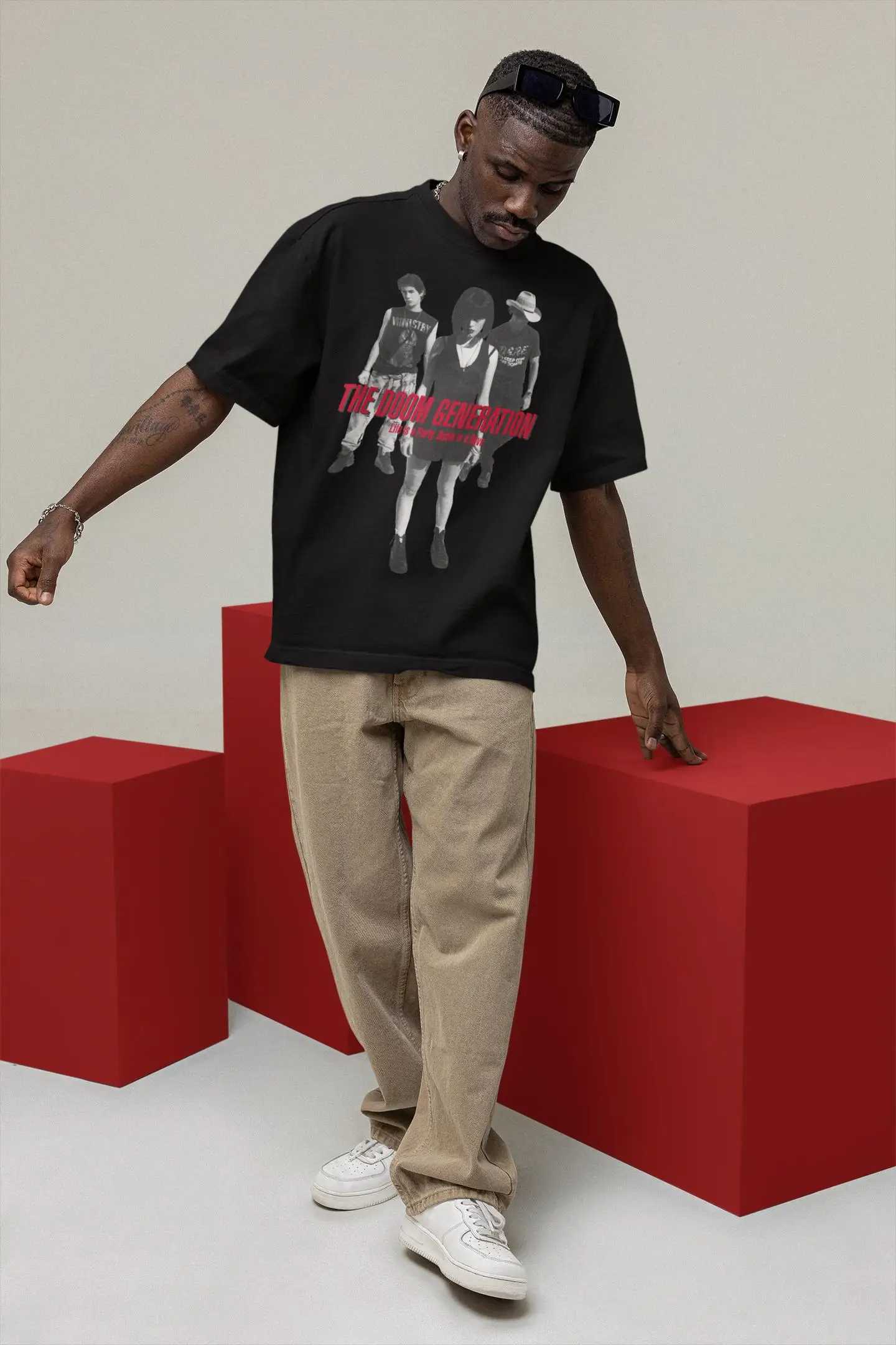 Das Doom Generation 90er-Jahre-Film-Grafik-T-Shirt aus Baumwolle für Männer und Frauen, Streetwear-T-Shirt – Detail 3