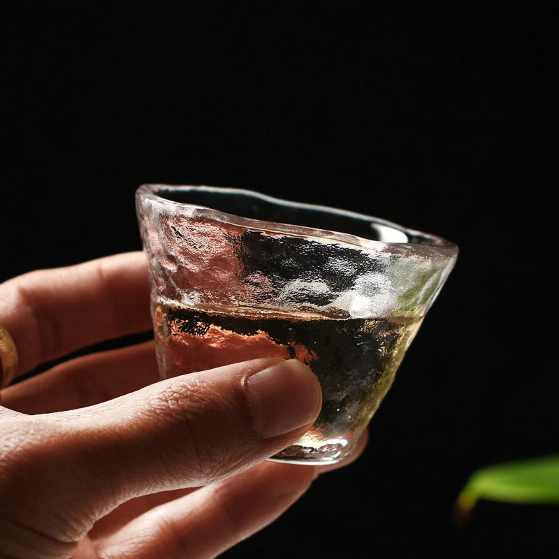 Japanese-style Handmade Hammered Glass Small Teacup Sake Cup Tea Glass Cup