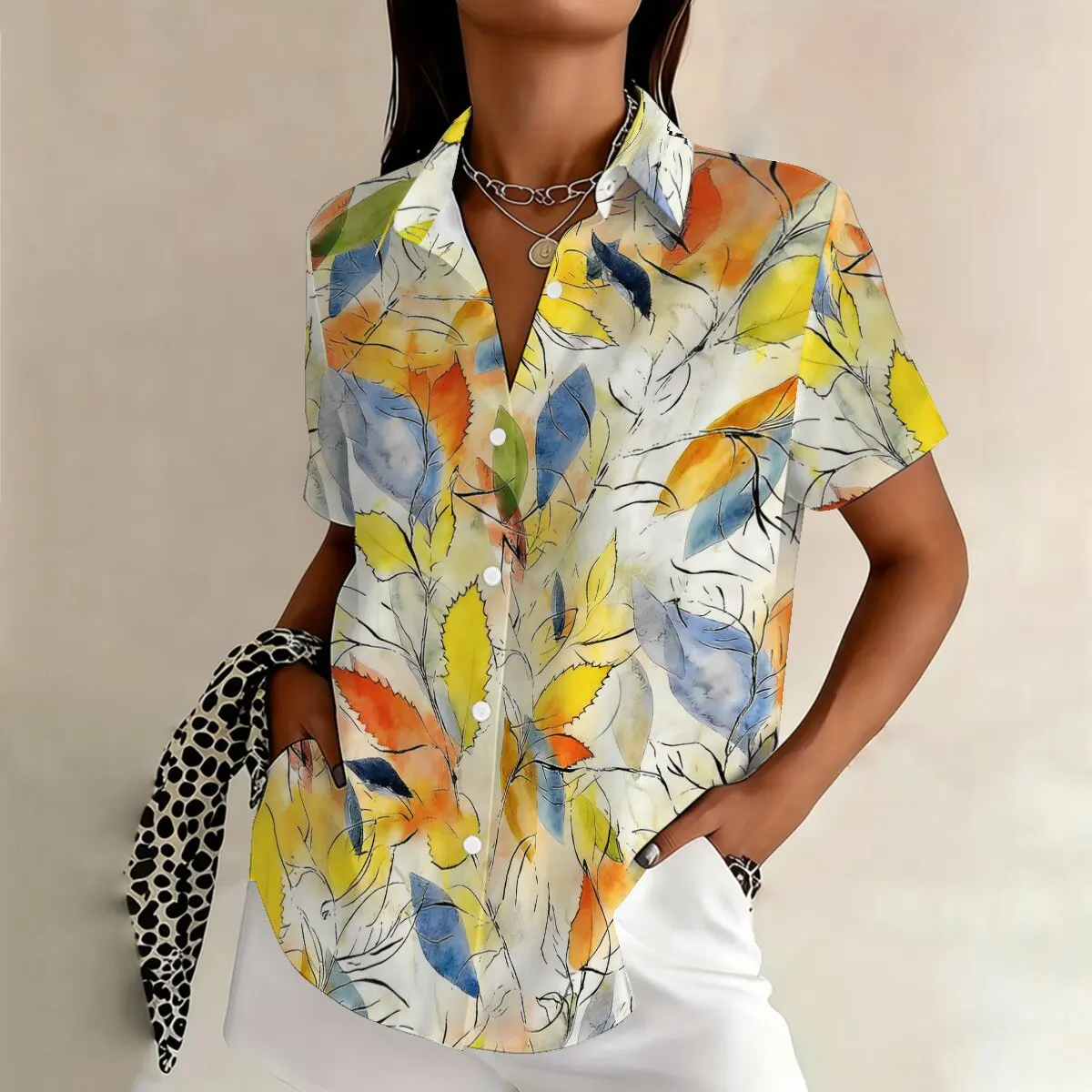 

Модная женская рубашка больших размеров с коротким рукавом и принтом в виде опавших листьев, в стиле ретро и с художественным оформлением, подходит для торжественных мероприятий.