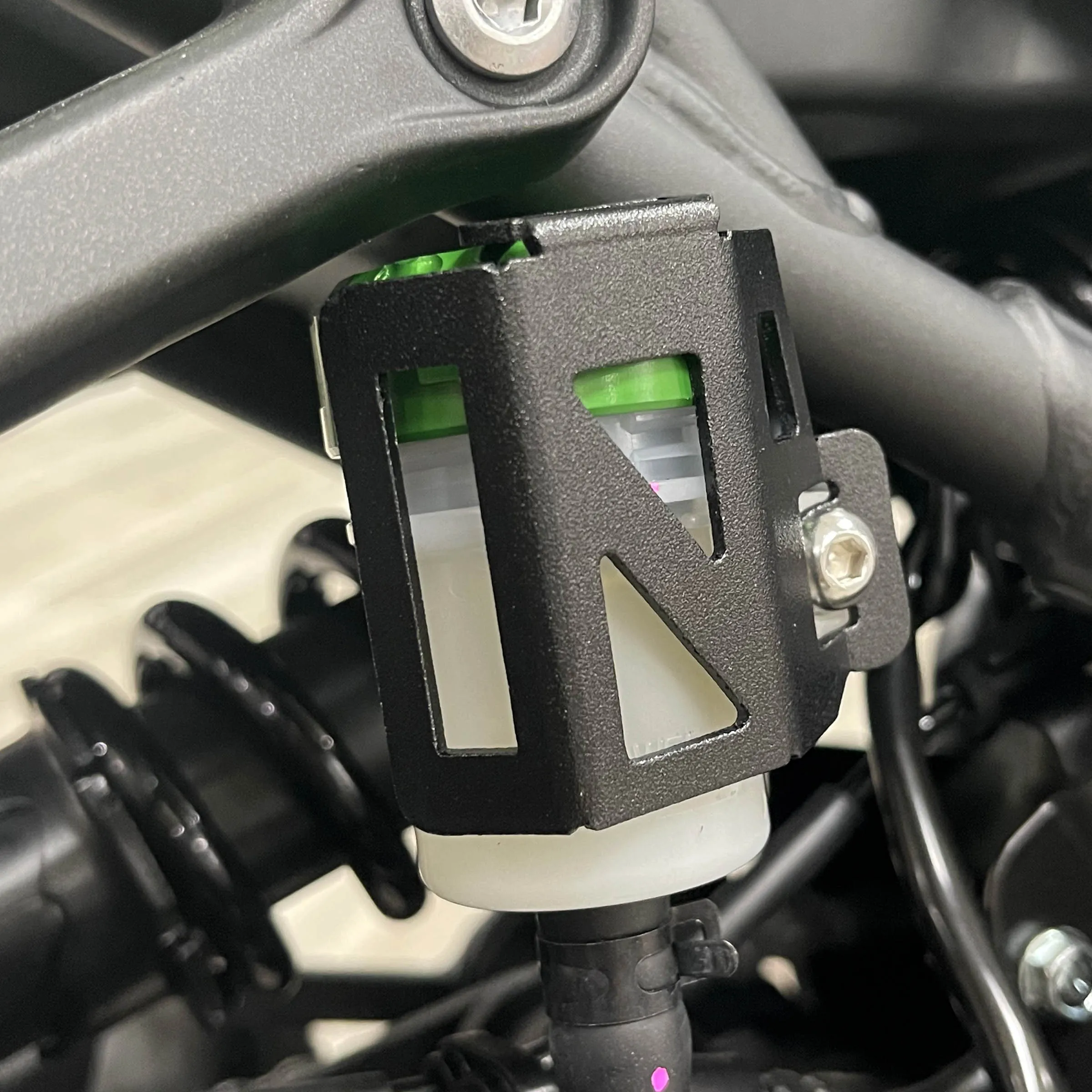 Motorcycle Rear Brake Fluid Reservoir Cap Cover Oil Tank Protector For Monster 695 696 796 795 797 821 1000 1100S 1200