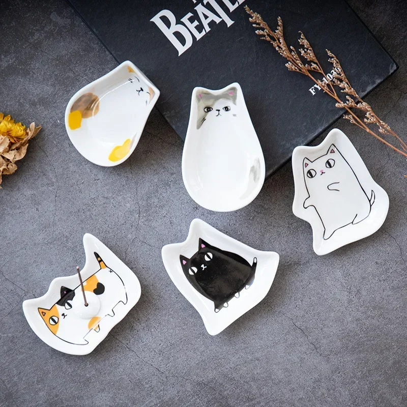 

Creative Ceramic Seasoning Dish Japanese Tableware Kitten Soy Sauce Dish Dipping Saucer Plate Home Kitchen Supplies