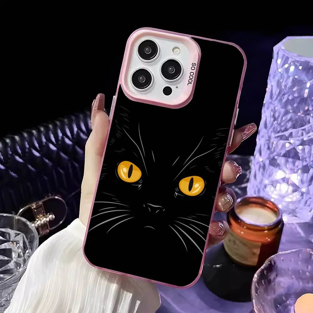 Zwarte Kat Grote Ogen Telefoonhoesje Voor iPhone 16,15,14,13,12,11, Mini, Pro, MAX Roze Matte Schokbestendige Cover