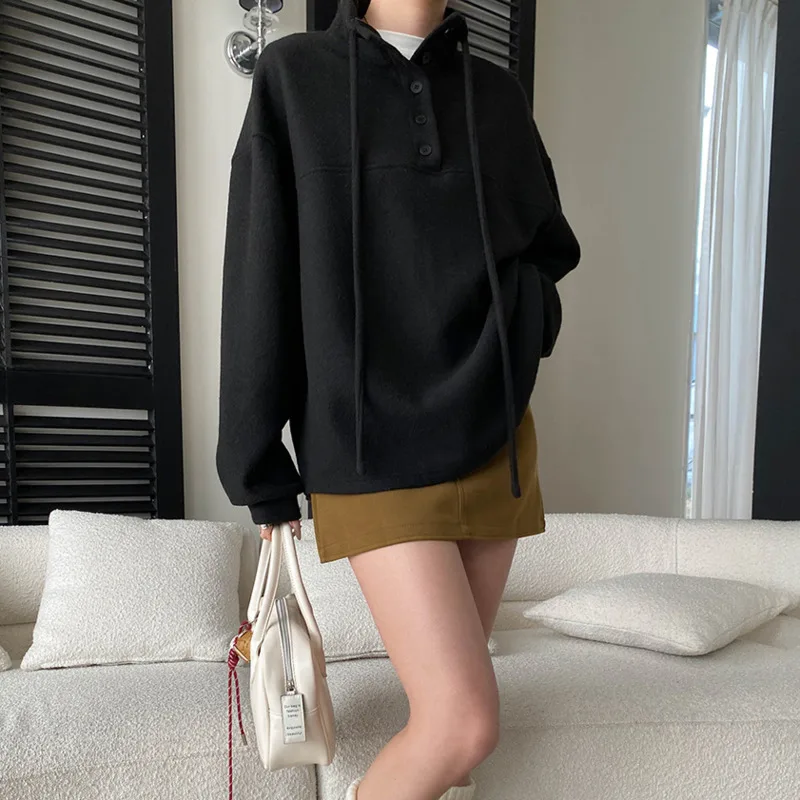 LIMO Spring Summer 2025 Trending Simple Casual Comfortable Lapel Hoodie with Drawstring Buttons Design Polyester Fabric