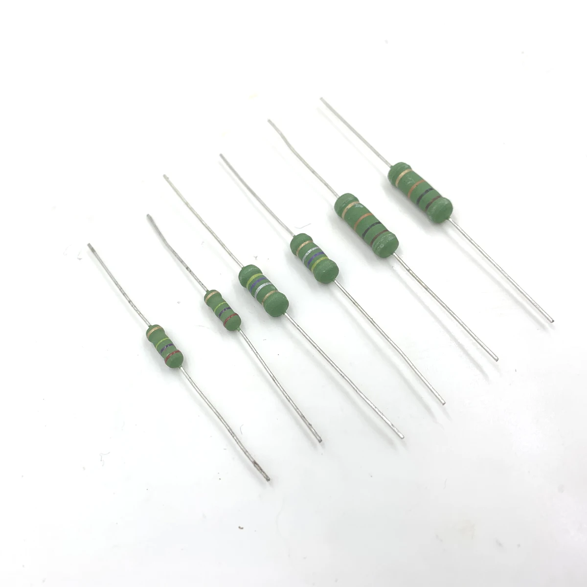 100Pcs 0.22R 0.27R 0.22ohm 0.27ohm 0.22 0.27 R ohm 1W 1WS 3x9mm Small Metal oxide Film Resistor Color ring Resistance