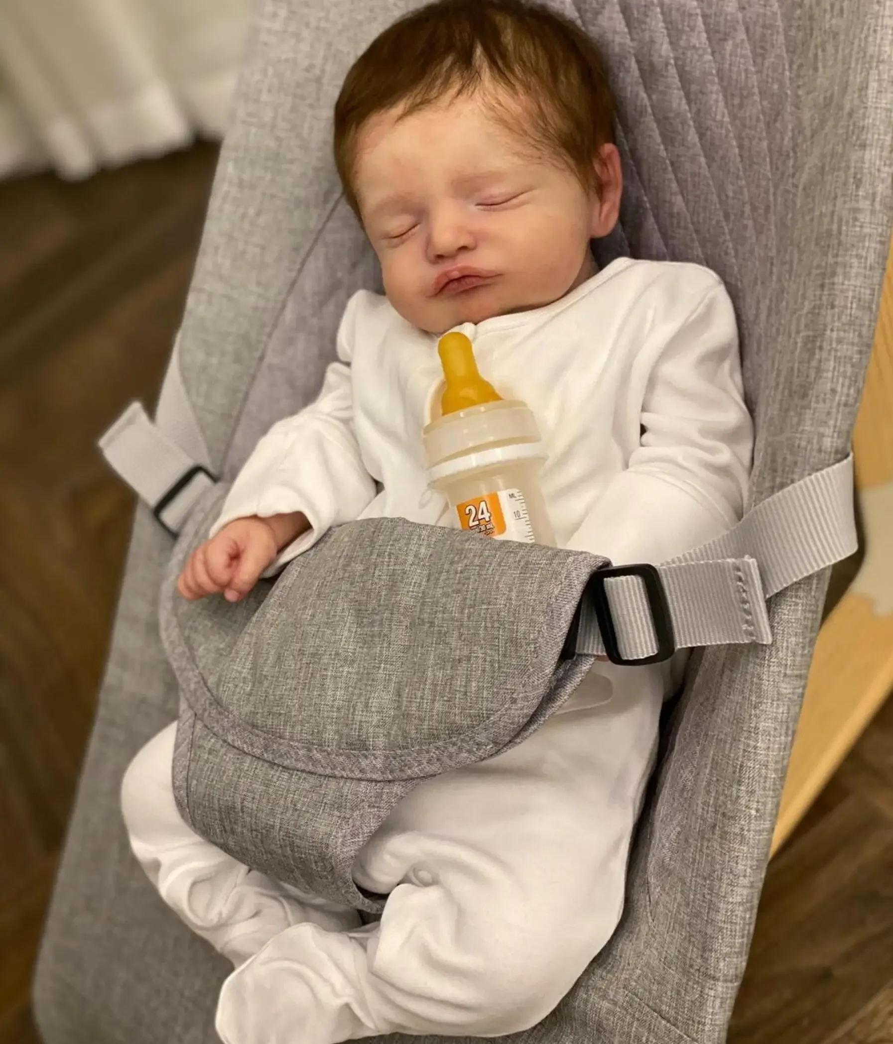 19-calowa skóra 3D z widocznymi żyłami 48 CM Tkanina Ciało Miękkie winylowe kończynki Asleep Reborn Baby Doll Zabawka dla dziewczynki Realistyczny prezent urodzinowy