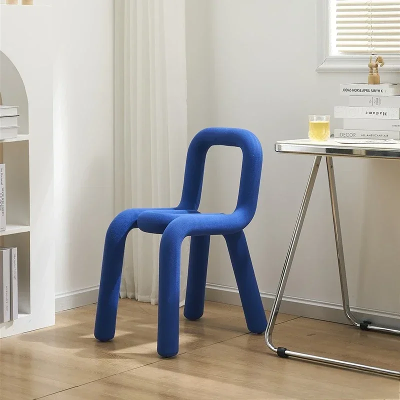 Nordic creative home special-shaped chair bedroom clothing store Internet celebrity stool comb  pad designer dining chair