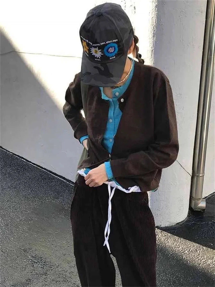 독특한 SEI 한국 스타일 겨울 니트 스웨터 오픈 카디건 가짜 투피스 컬러 블록 블루 브라운 심플한 디자인 긴 소매