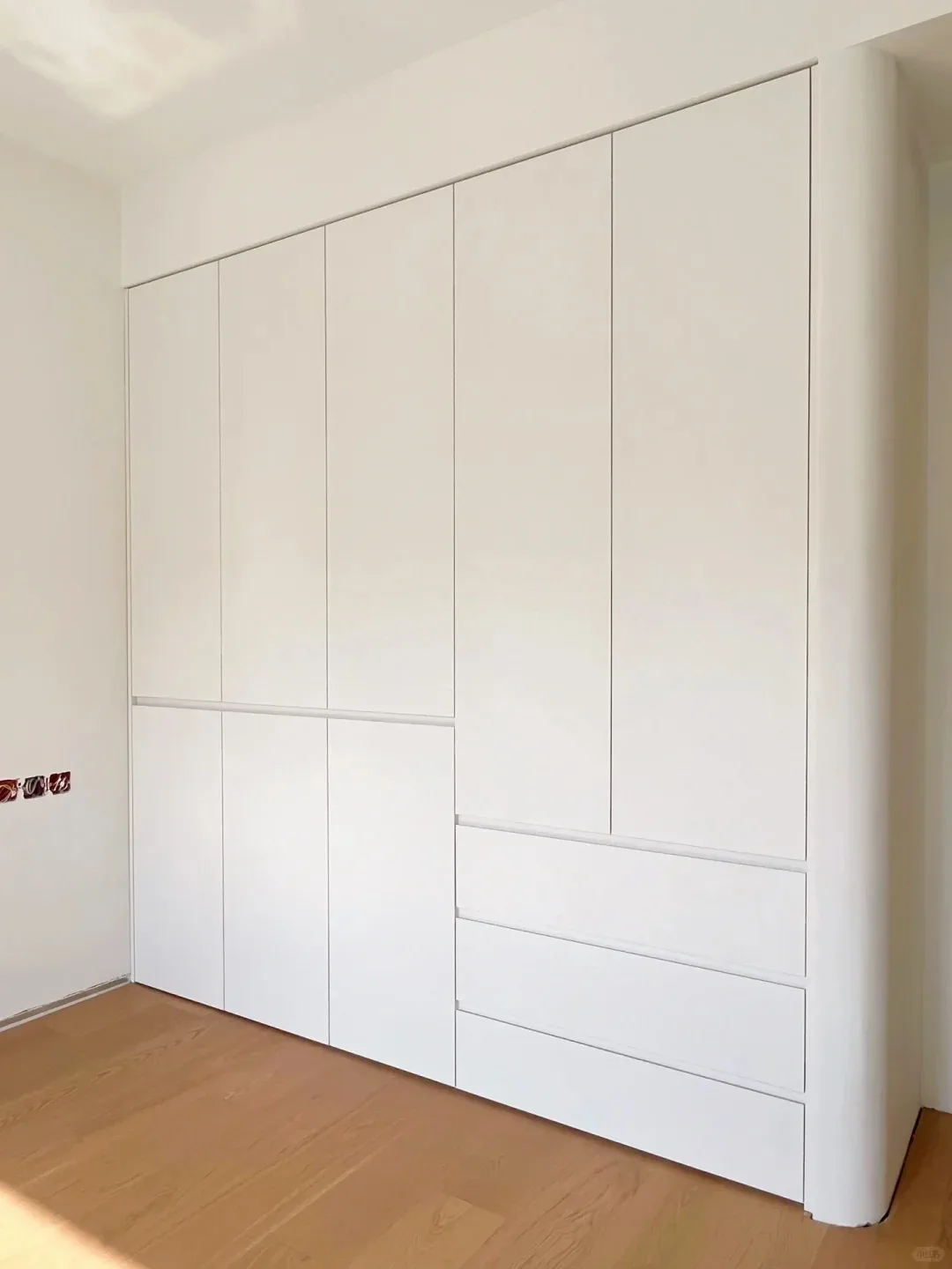 خزانة ملابس حديثة أثاث غرفة النوم خزانة ملابس مخصصة خزانة تخزين خشبية فاخرة للملابس #3