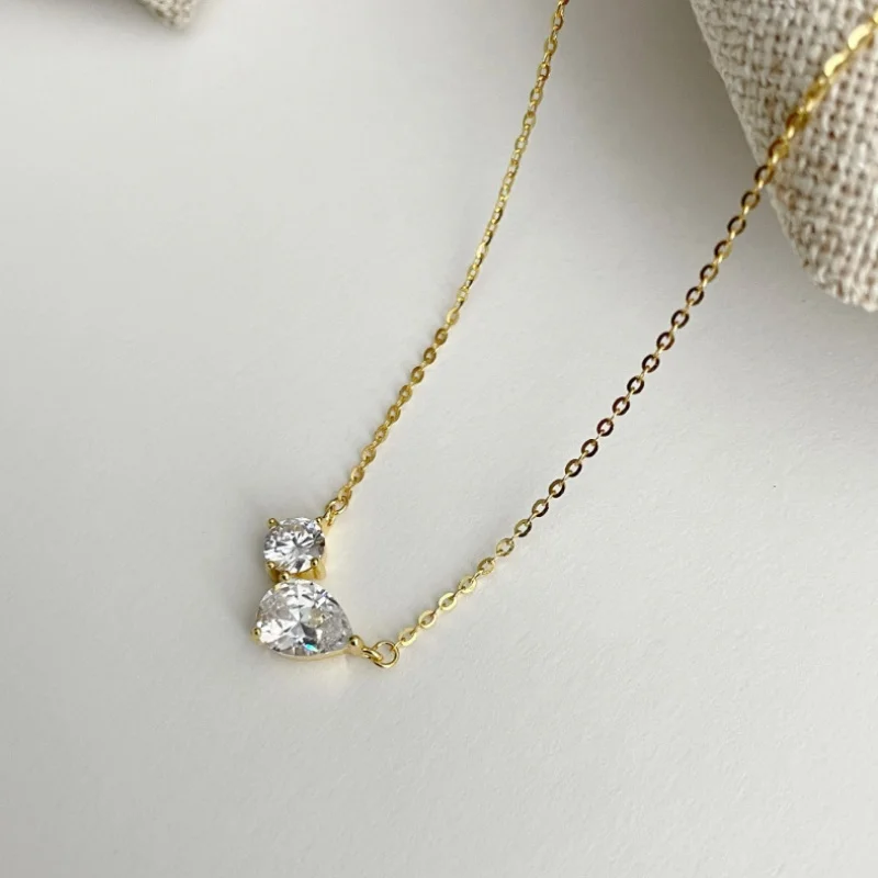 Stainless Steel Hypoallergenic Water Droplet CZ Pendant Necklace for Women Luxury Waterproof Ins Necklace Jewelry Birthday Gift