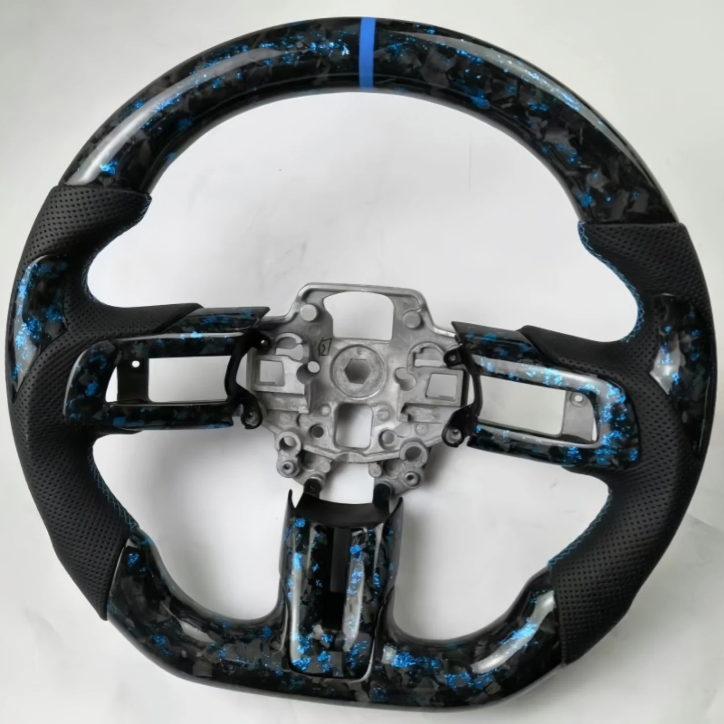 Steering Wheel for Ford Mustang S197 Series 2005-2014 5.0L GT GT500 GT500KR RTR Shelby Super Snake Customized Carbon Fiber view 3