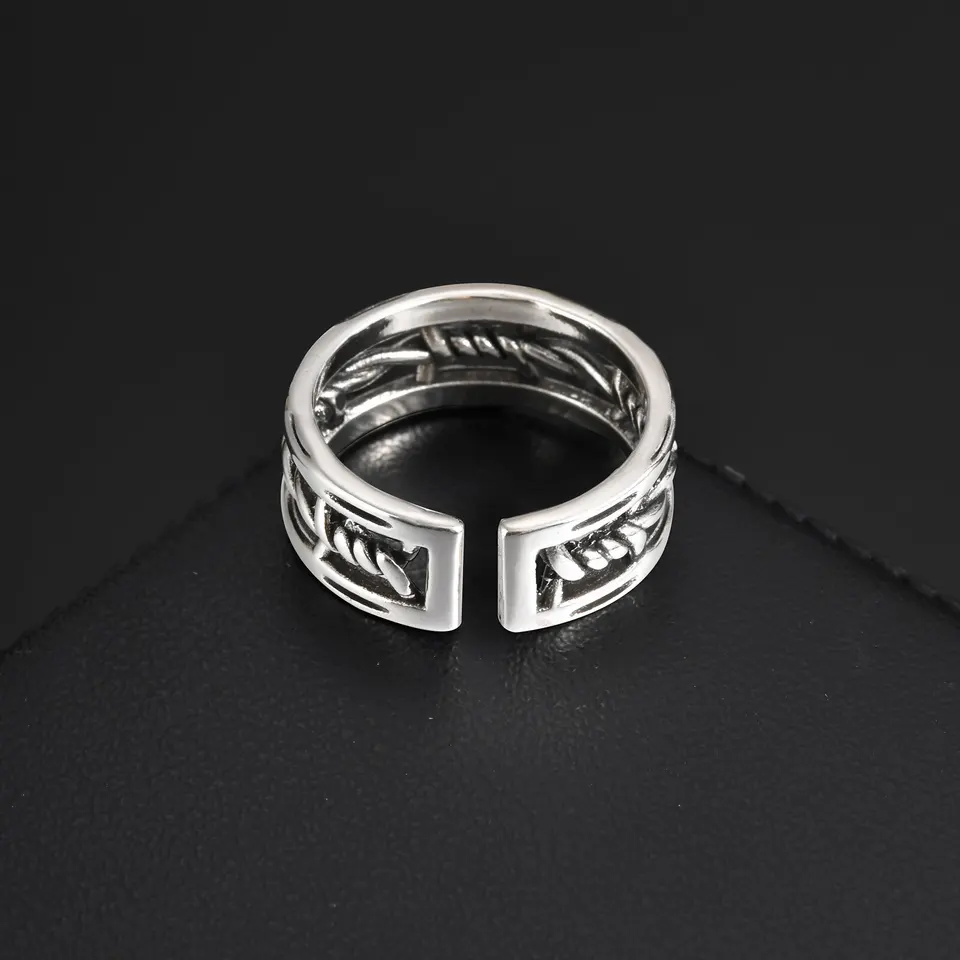VNOX Gothic Thorn Silver Ring for Men Vintage Style