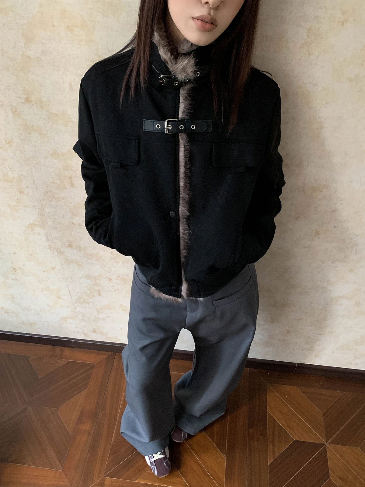 Jaqueta de Motocicleta Feminina Aket Americana de Camurça Forrada com Lã Quente, Casaco de Inverno Casual com Gola Alta e Ombro Curto