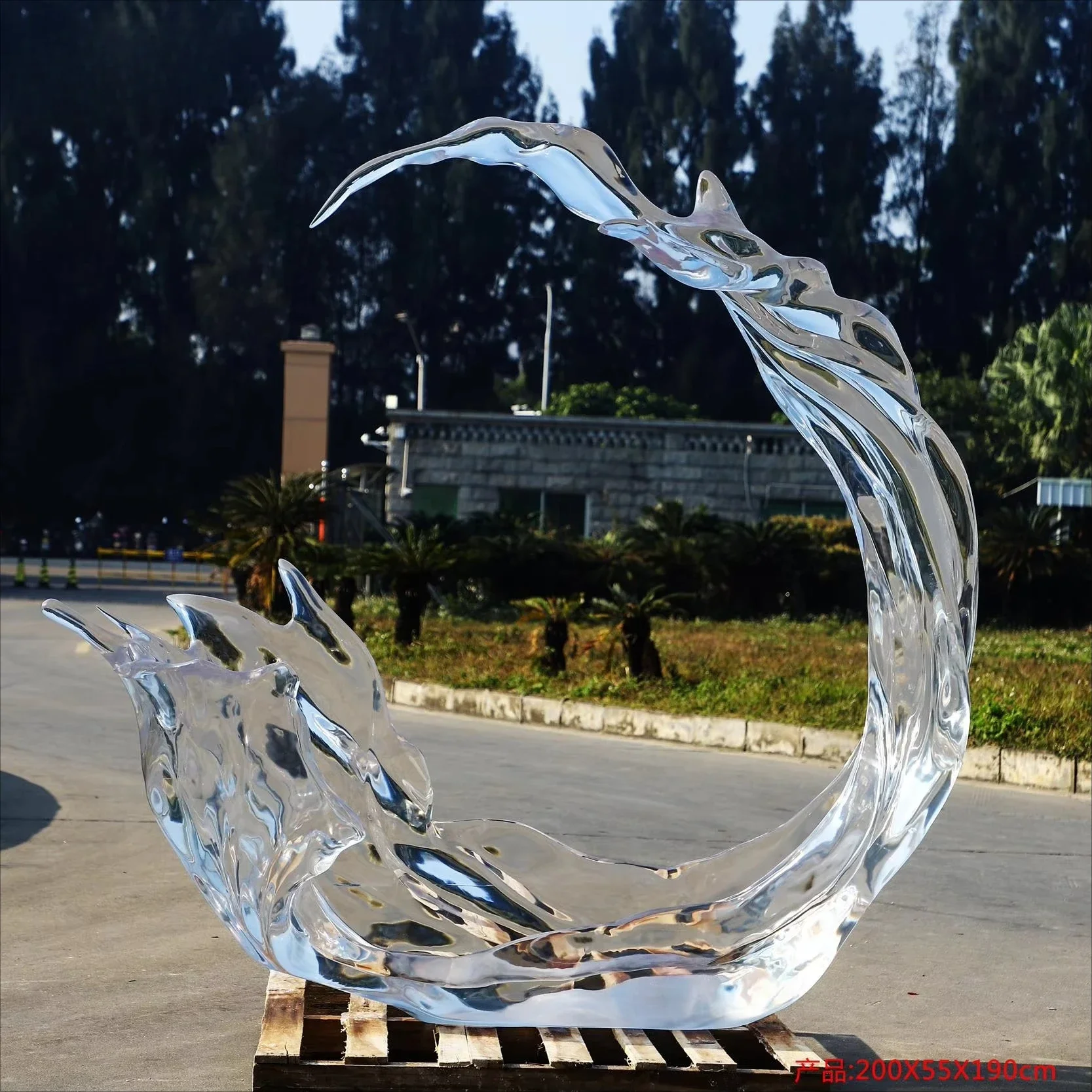 Transparent resin wavy sculpture, handmade luxury crystal interior decoration in hotel lobby