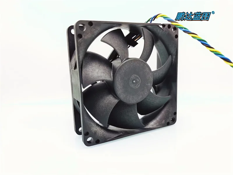 Silent 8025 controllo della temperatura PWM misurazione della velocità 5V 0.12A cuscinetto idraulico 8CM chassis router raffreddamento fan80 * 80*25MM