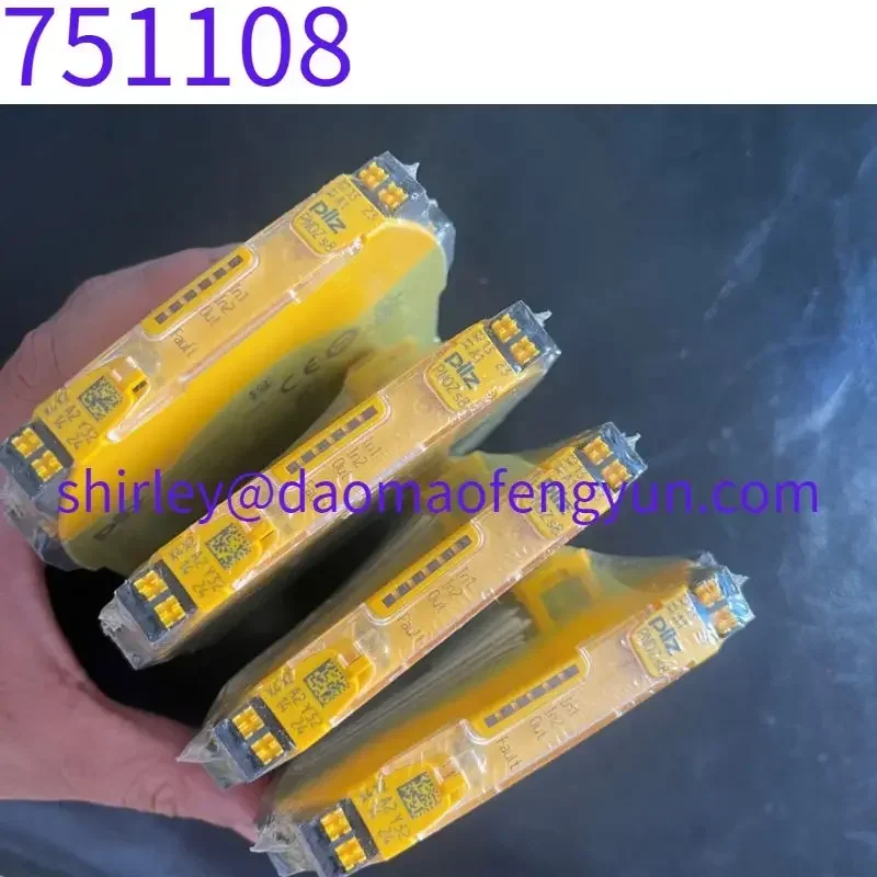 Brand New Original Safety relay 751108