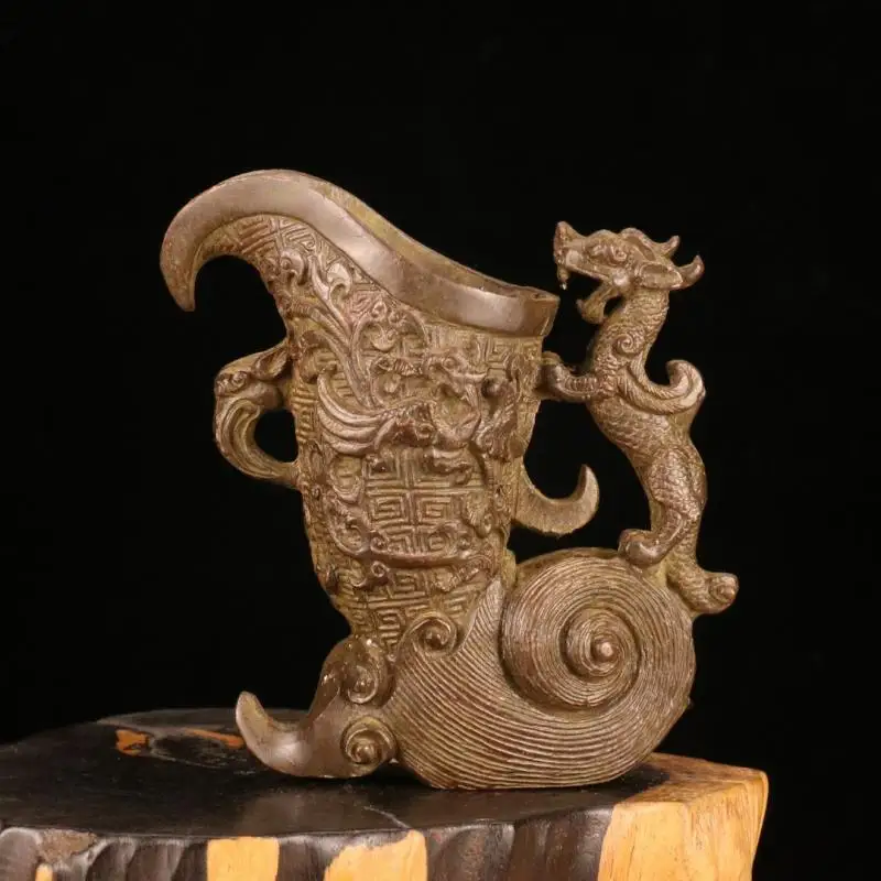 

Ancient Imperial Cup Imitation Purple Copper Carving A Dragon Statue Antique Goblet Metal Crafts Home Decorations Ancient