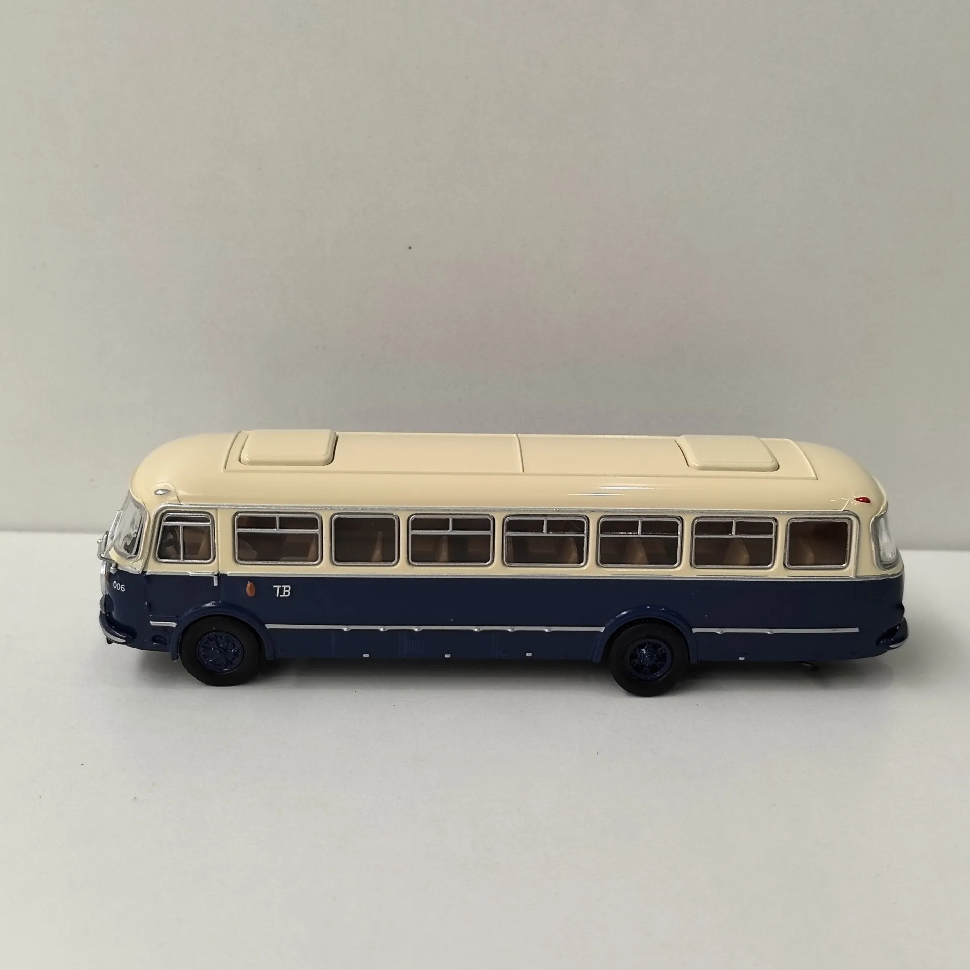 دييكاست بريكينا HO 1/87 مقياس سكودا 706 RTO سكودا حافلة نموذج البلاستيك الجسم نموذج سيارة تحصيل لعبة هدية تذكارية العرض #2