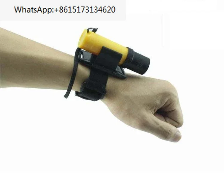 

Bright light diving headlamp Wrist lamp Diving lamp is a dual-purpose diving lamp