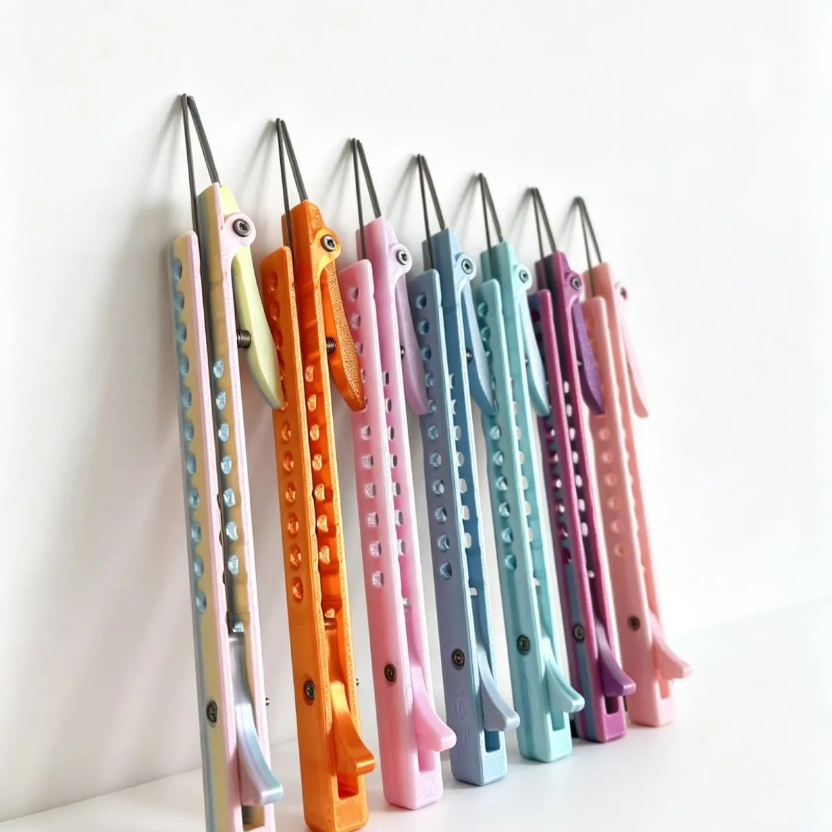 Conventional Colored Perler Bead Pen, Press-type Colored Perler Bead Pen, Time-saving and Labor-saving  Bead Tool