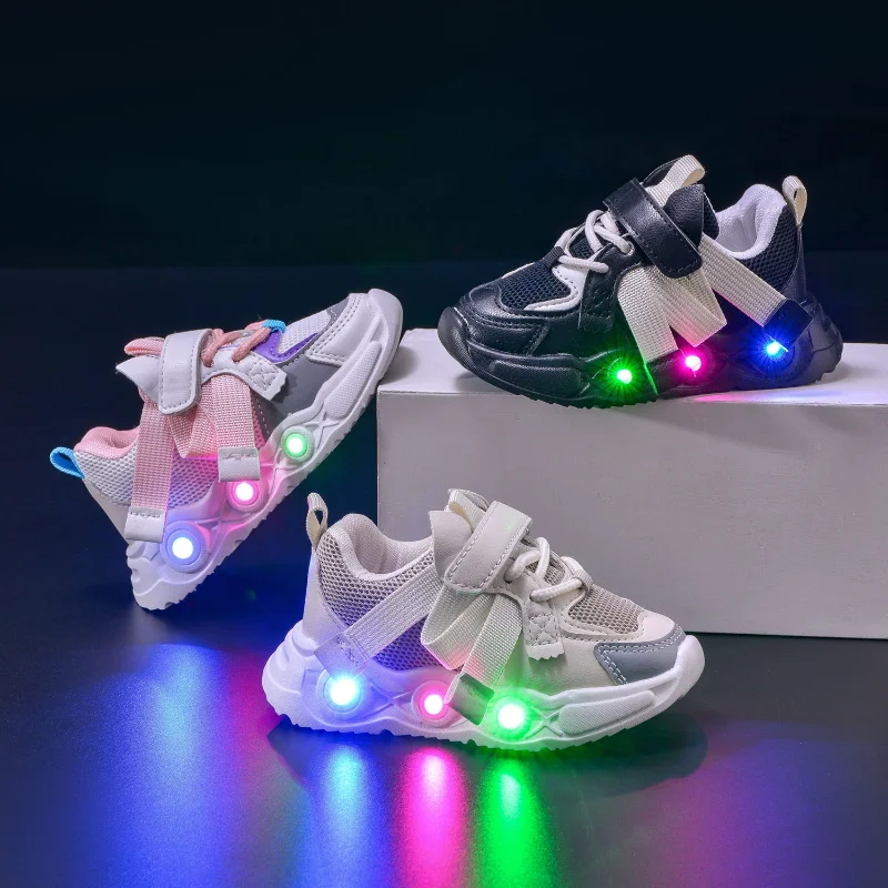 Child Fashion Sport Shoes Summer Luminous Fashion Breathable Kids Boys Net Shoes Girls LED Sneakers with Light Running Shoes