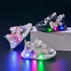 Scarpe sportive moda bambino estate moda luminosa traspirante bambini ragazzi scarpe a rete ragazze scarpe da ginnastica a LED con scarpe da corsa leggere